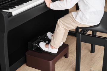 Yamaha CLP-845 Clavinova pedals