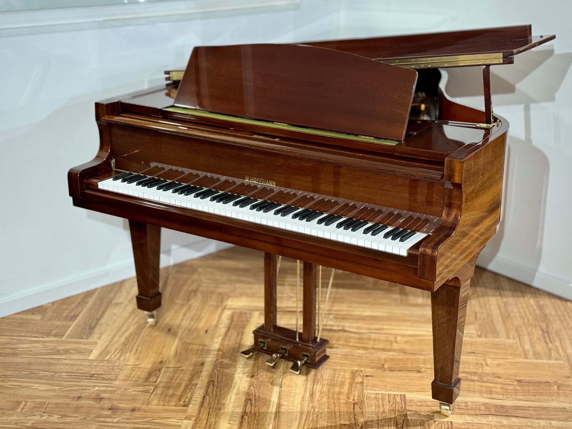 W. Hoffman 173 Baby Grand Piano - Used