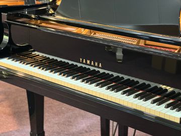 Used Yamaha C3 Grand Piano keyboard