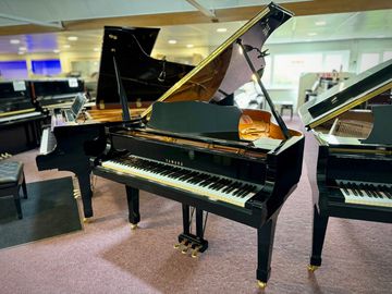 Used Yamaha C3 Grand Piano