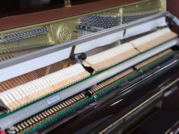 Kawai LD-22 Mahogany Piano Mechanism