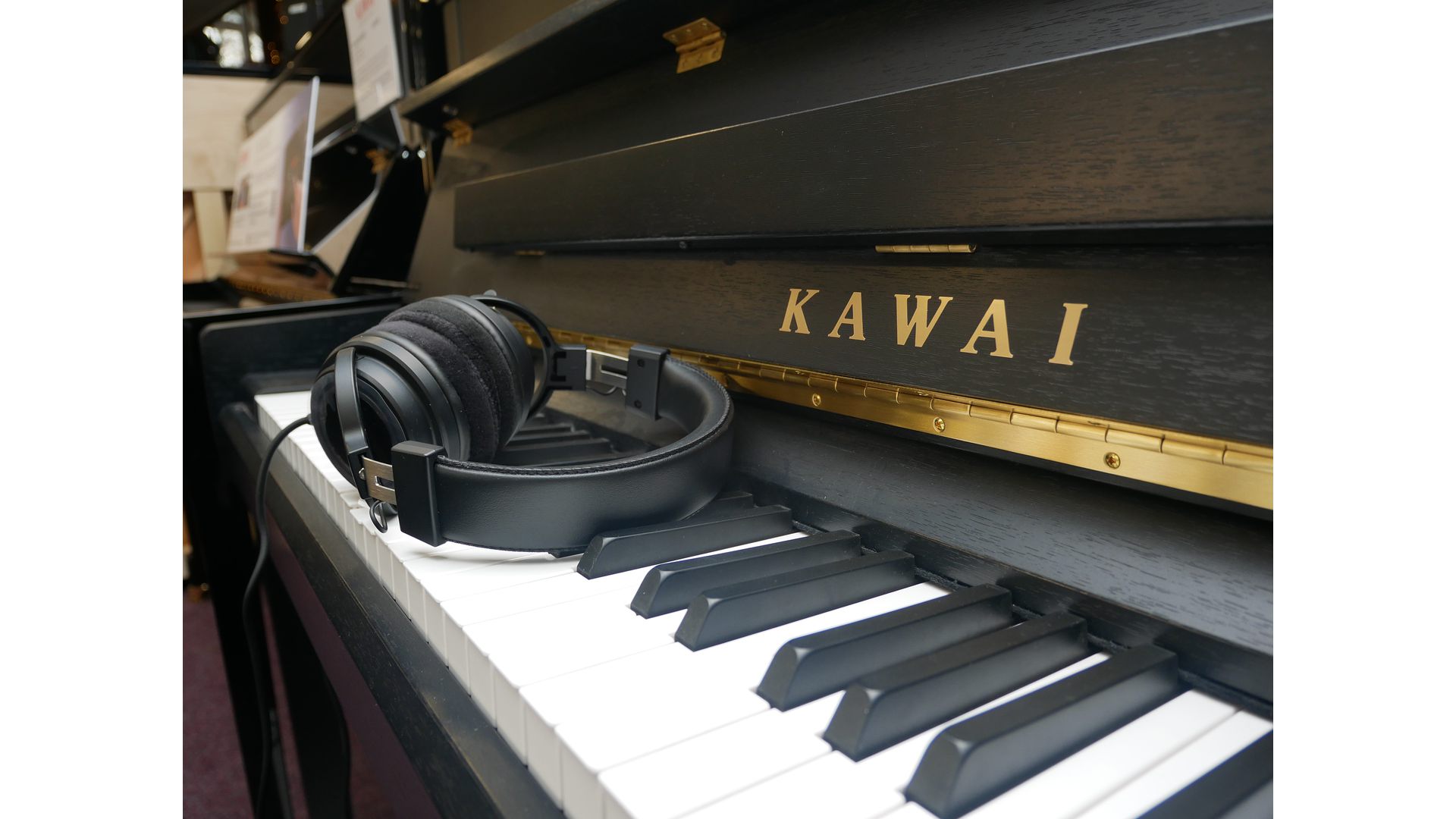 Kawai silent system piano with headphones