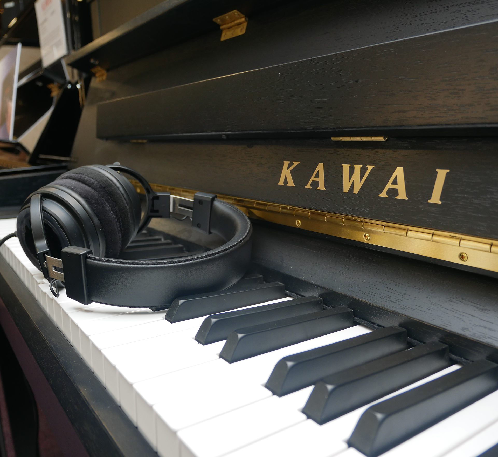 Kawai silent system piano with headphones