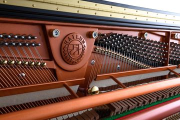 Internal shot of the Hailun H9-P piano