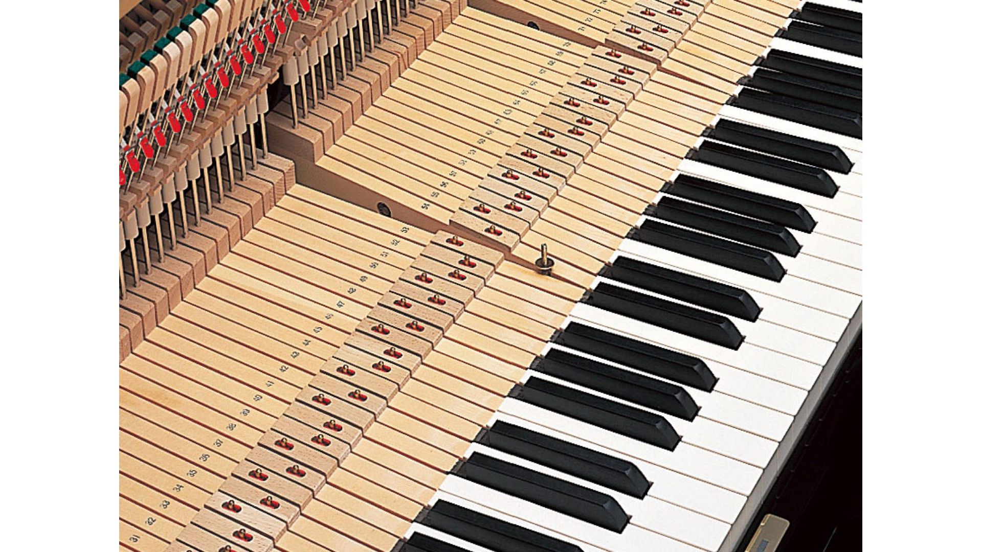 Yamaha SU7 Upright Piano Keys