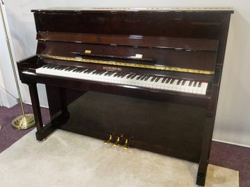 Used Kingsburg Upright Piano