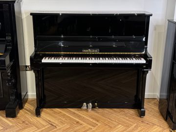 Ed. Seiler Model 131 Upright Piano in Polished Ebony