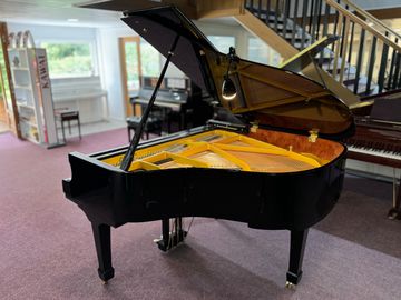 Steinhoven SG148 Baby Grand Piano