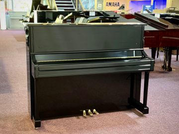 Ebony Yamaha YU11 (YU1) Upright Piano