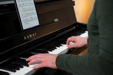 Playing the Kawai CA901 Piano