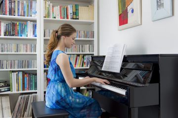 Yamaha NU1 X Avant Grand Polished ebony digital piano