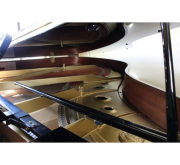 Kawai Rx3 Grand Piano Inside